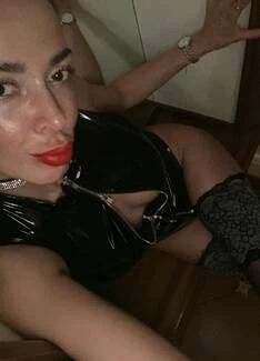 Nika Nika