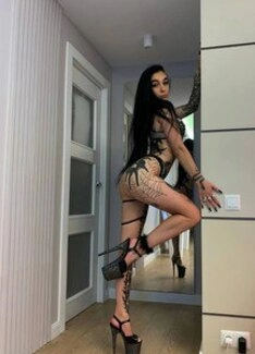 Nika Nika