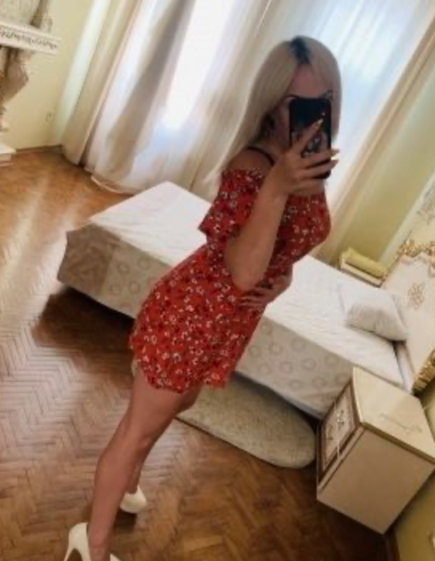 Prostituta Polina  Odessa: +380687763411