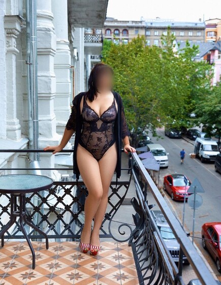 Prostituée Anzhela  Kiev: +380735085050