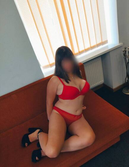 Prostituut Arina  Kiev: +380979736214