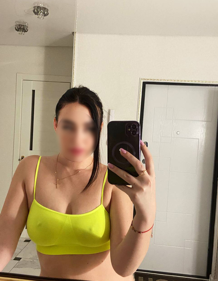 Prostituée Yana  Dnipro: +380996733097
