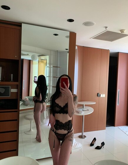 Prostituut Violla  Kiev: +380983323129