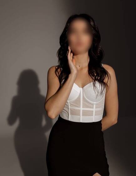 Prostituta Darina  Dnipro: +380660808508
